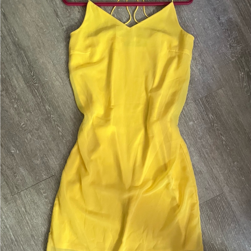 SOLD ‼️ Vero Moda Yellow Sheath Dress V-Neck Sleeveless